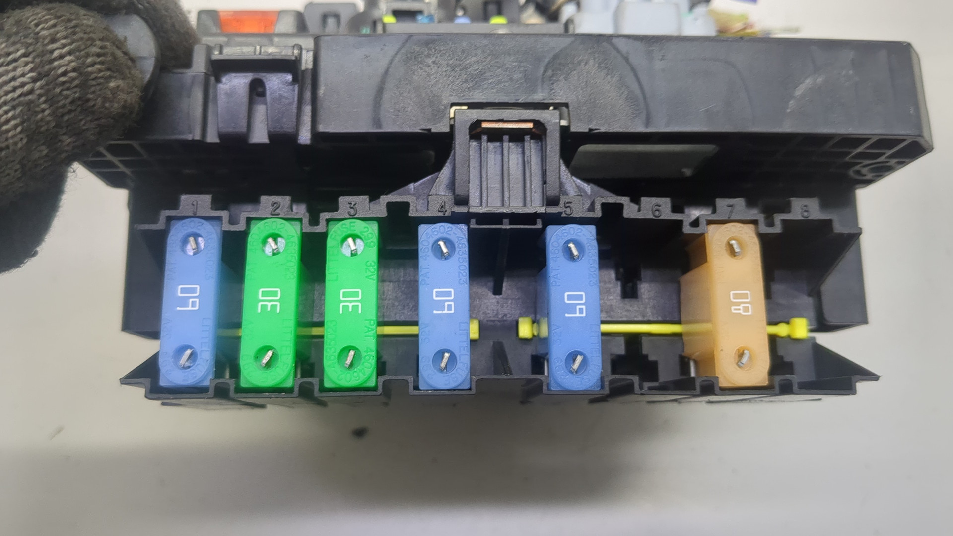 Блок предохранителей