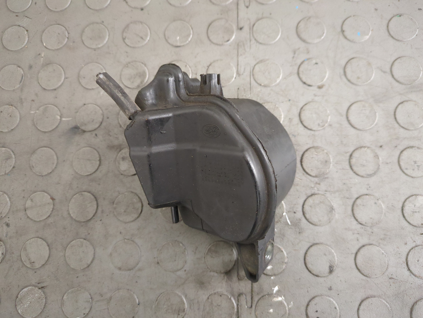 Резонатор воздушного фильтра