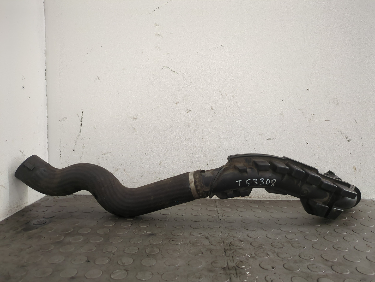 Патрубок воздушного фильтра