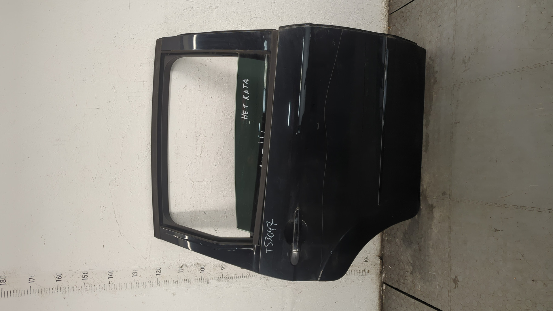 Дверь задняя правая