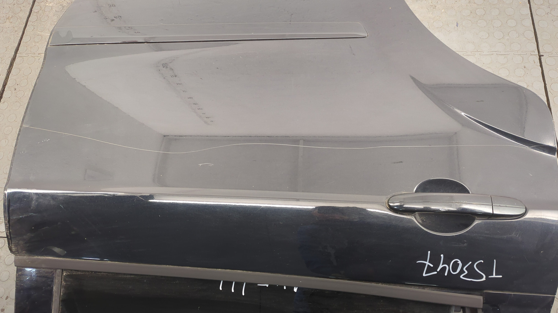 Дверь задняя правая