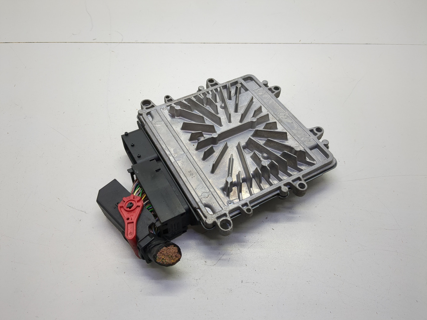 Блок управления двигателем