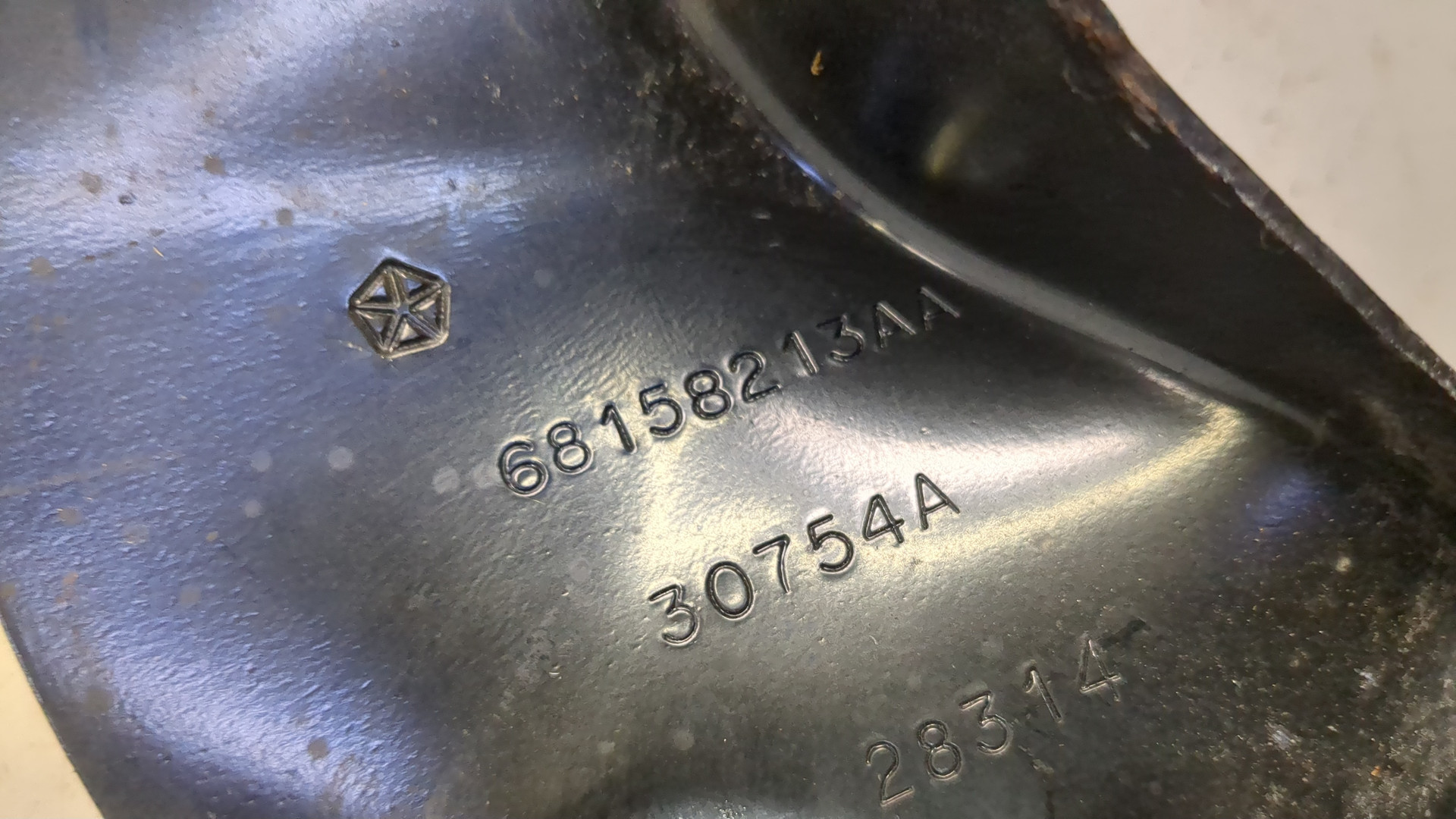 Кронштейн радиатора