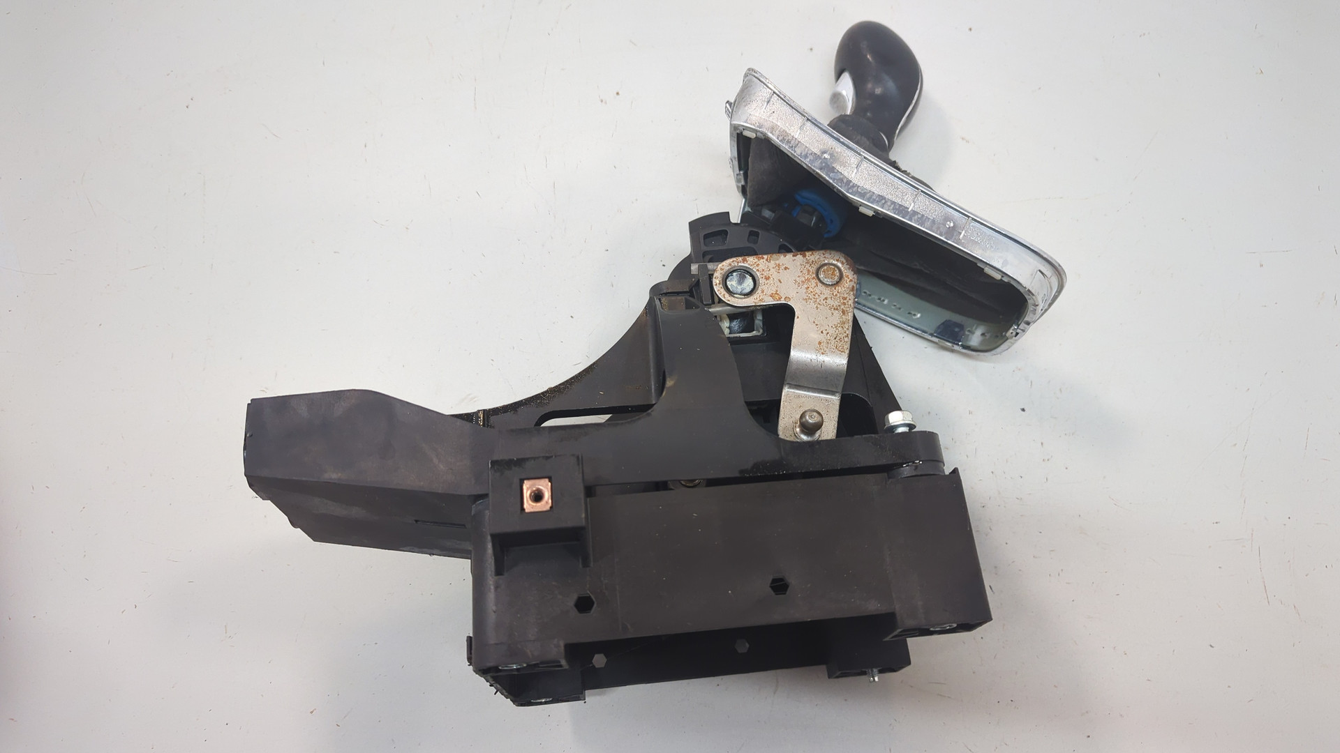 Кулиса МКПП / АКПП