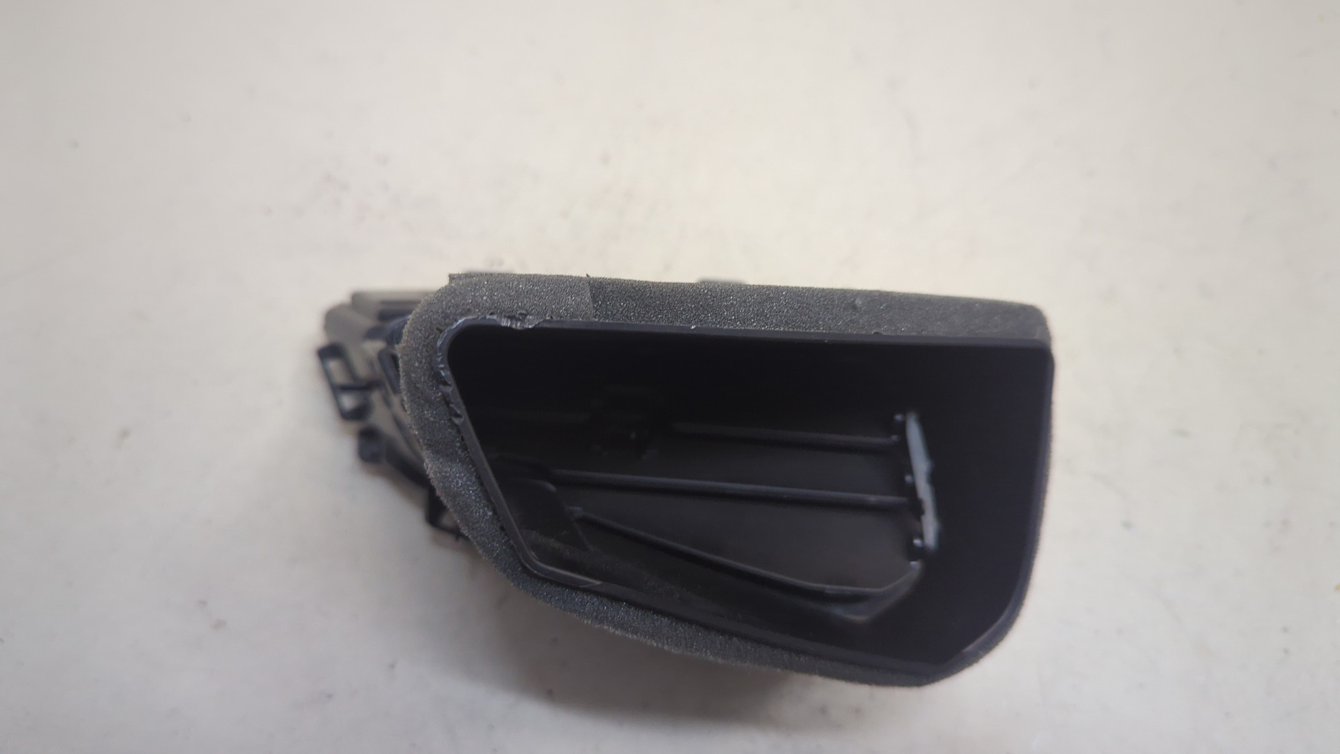 Дефлектор воздушный