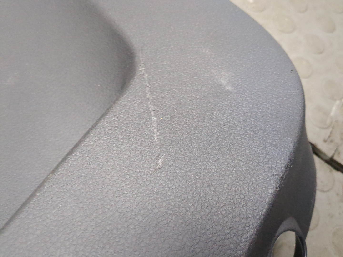 Обшивка двери багажника