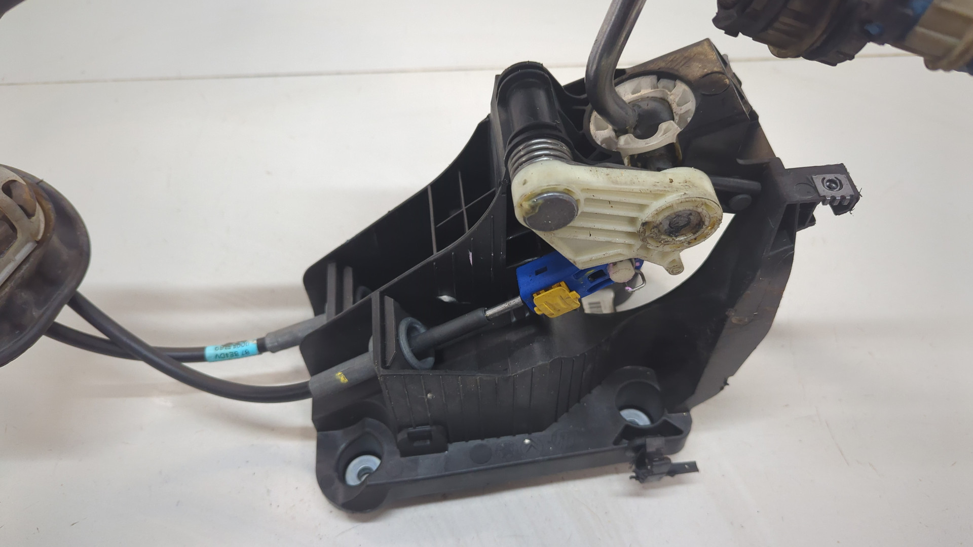 Кулиса МКПП / АКПП