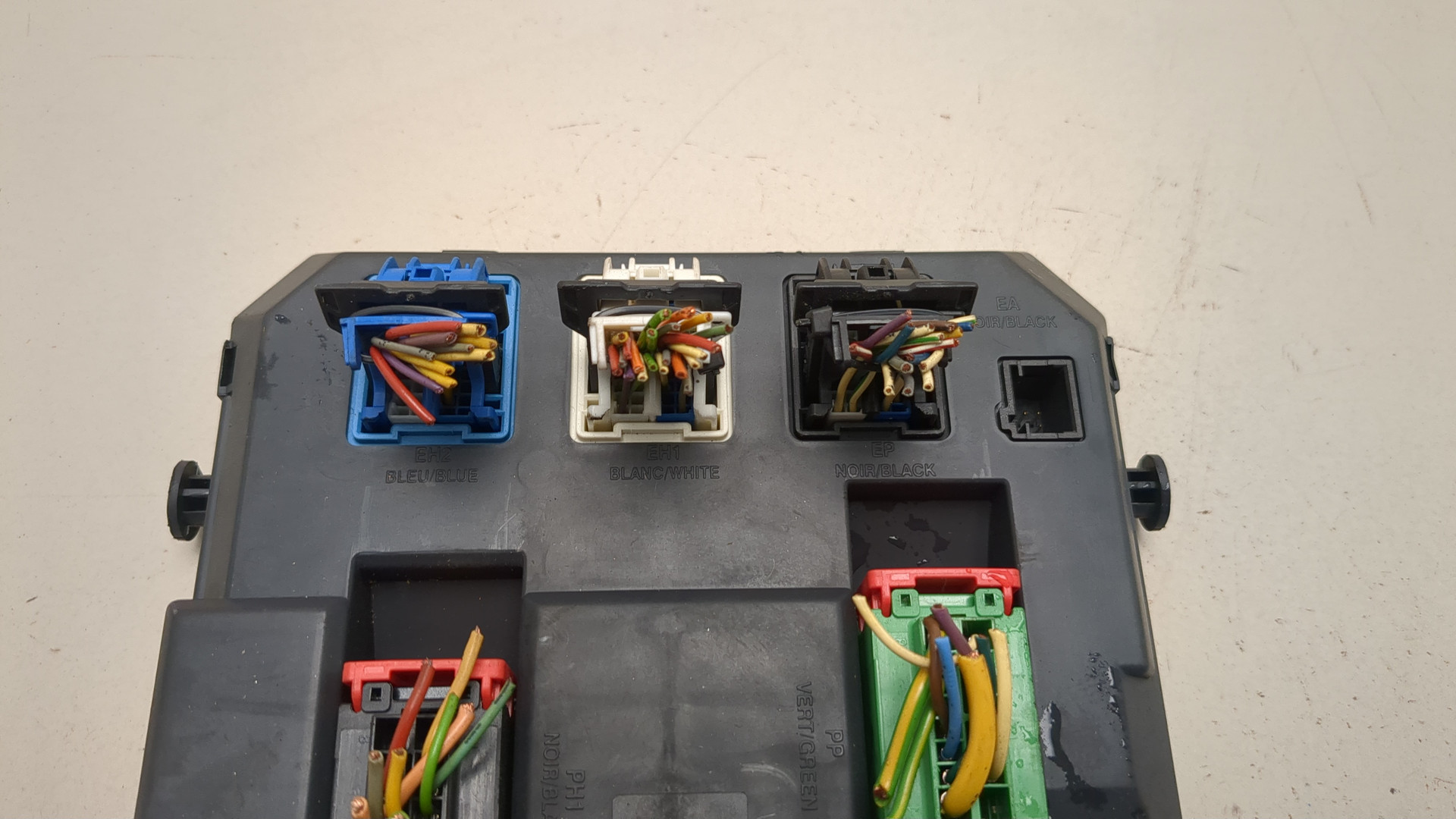 Блок предохранителей