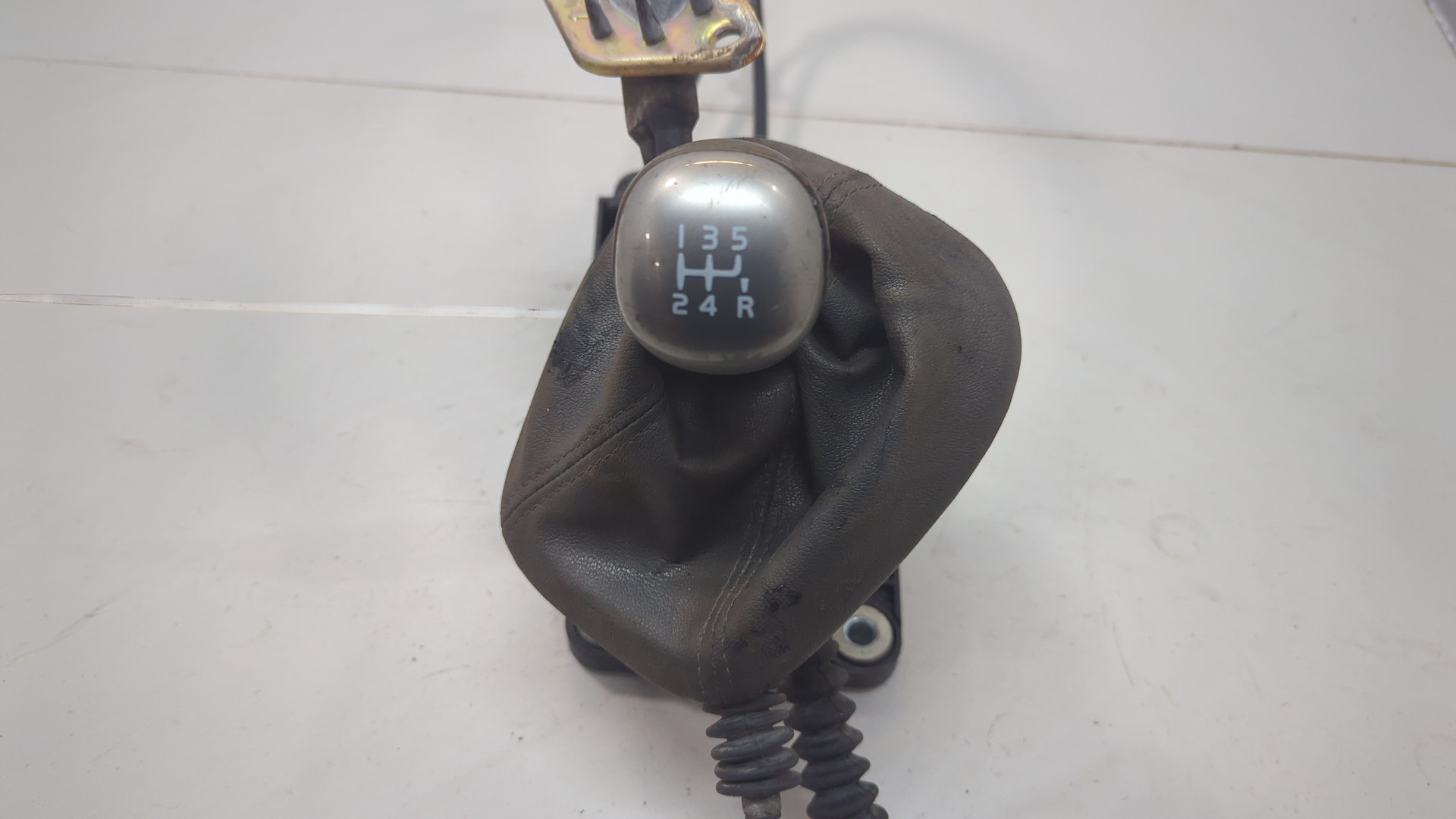 Кулиса МКПП / АКПП