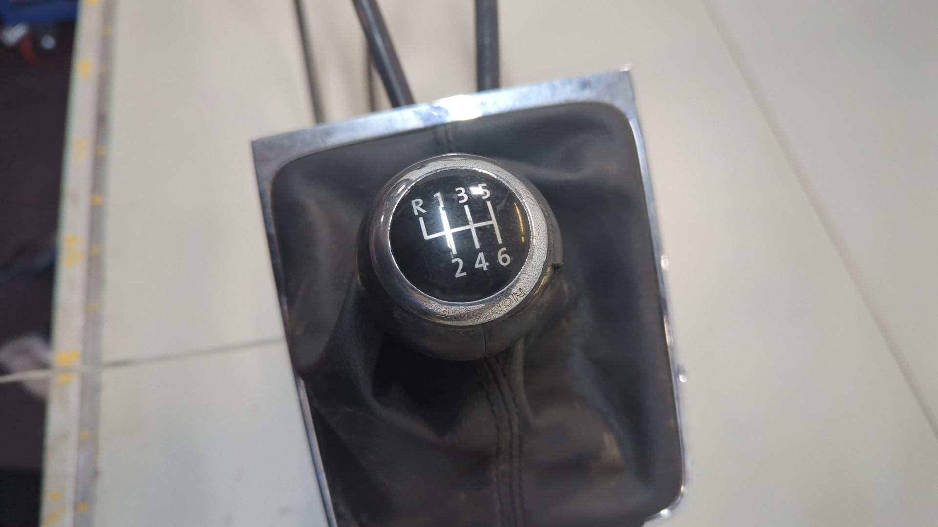 Кулиса МКПП / АКПП