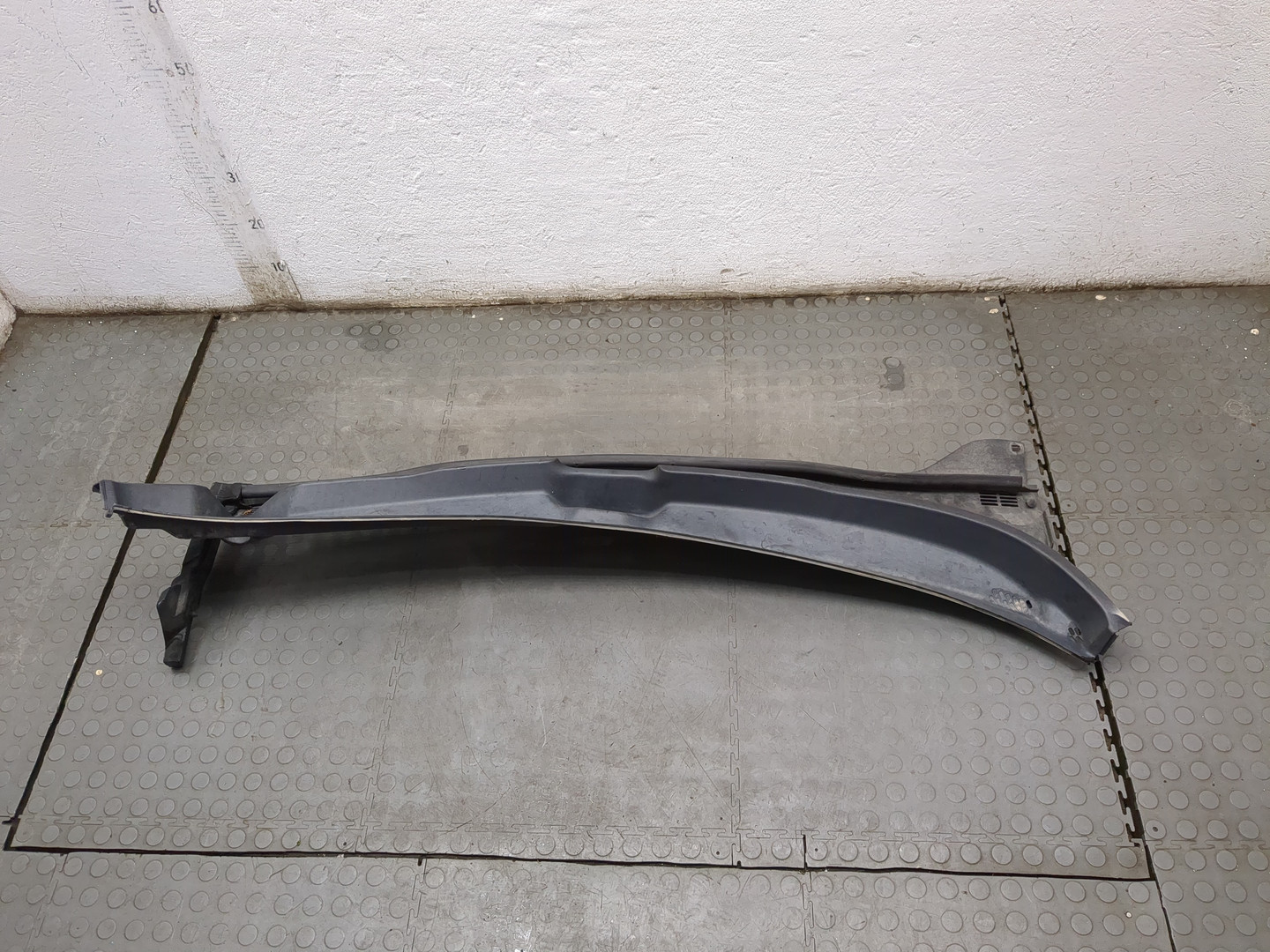 Решетка стеклоочистителей (Жабо)