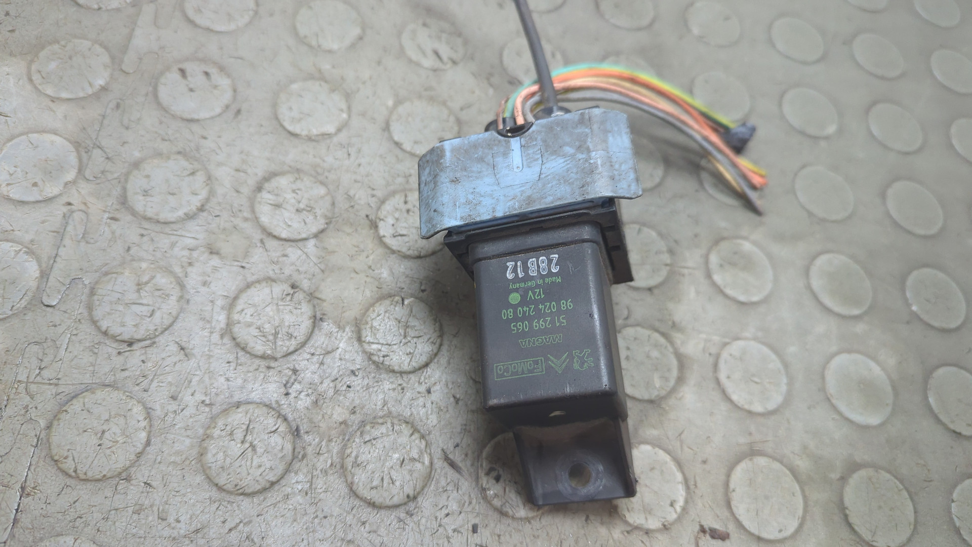 Реле свечей накала