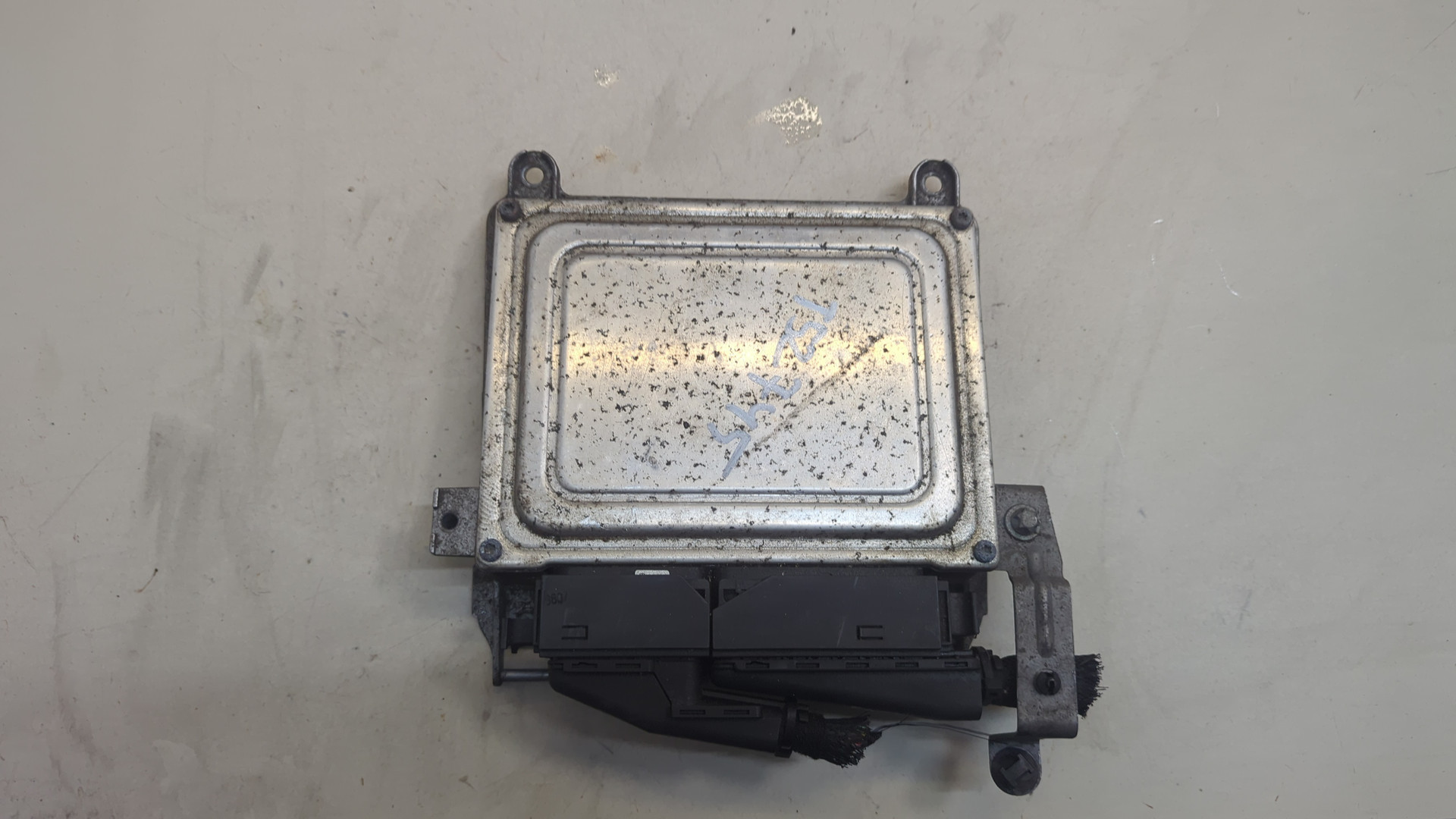 Блок управления двигателем