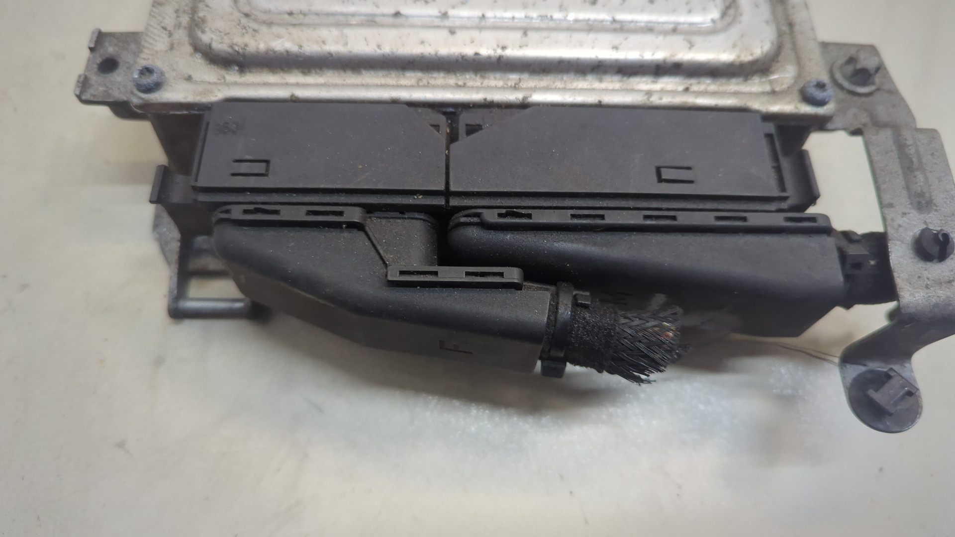 Блок управления двигателем