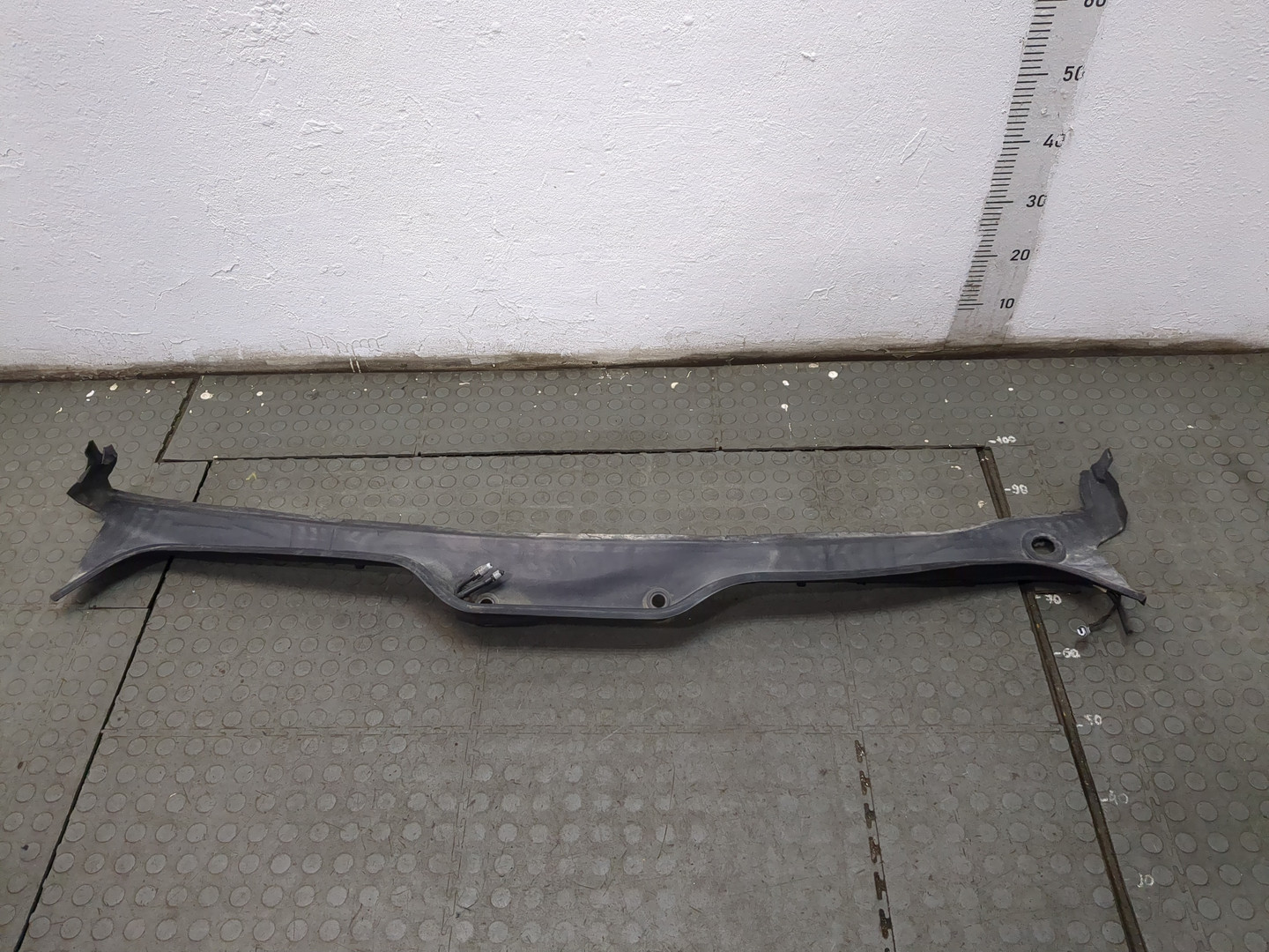 Решетка стеклоочистителей (Жабо)