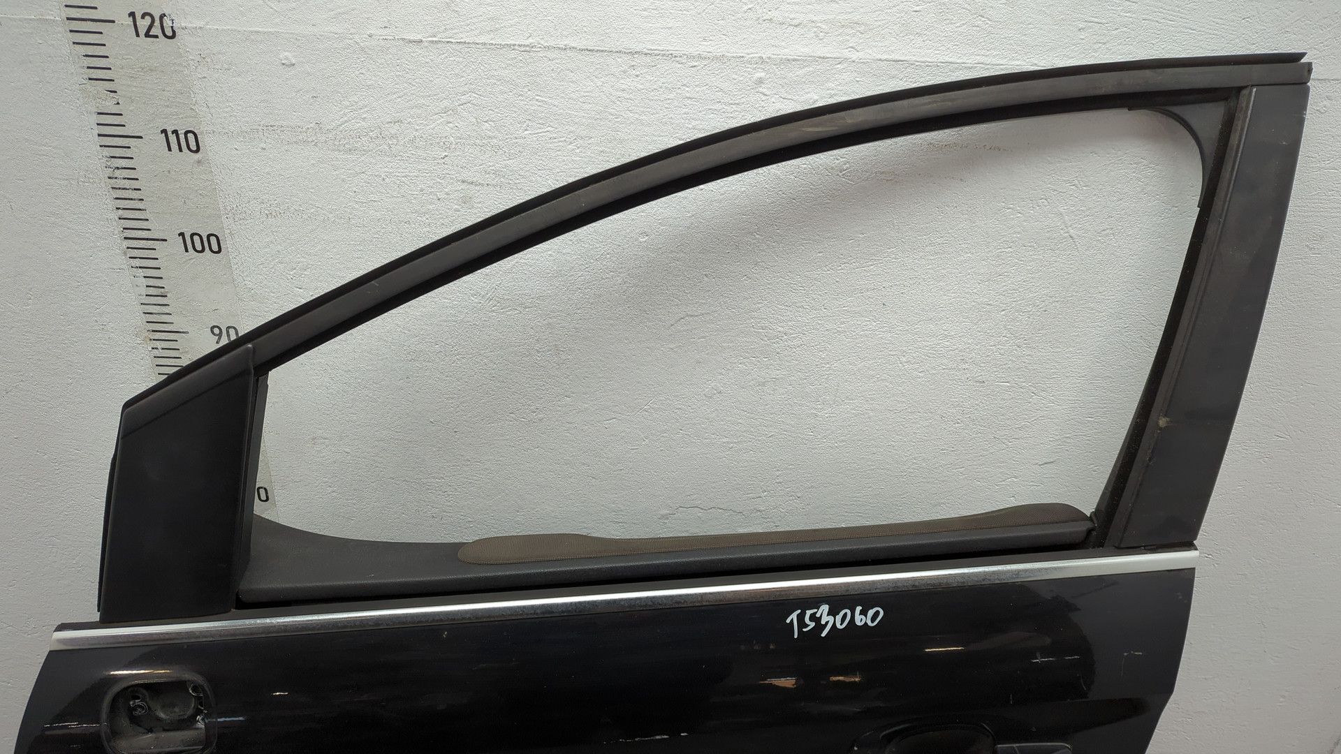 Дверь передняя левая