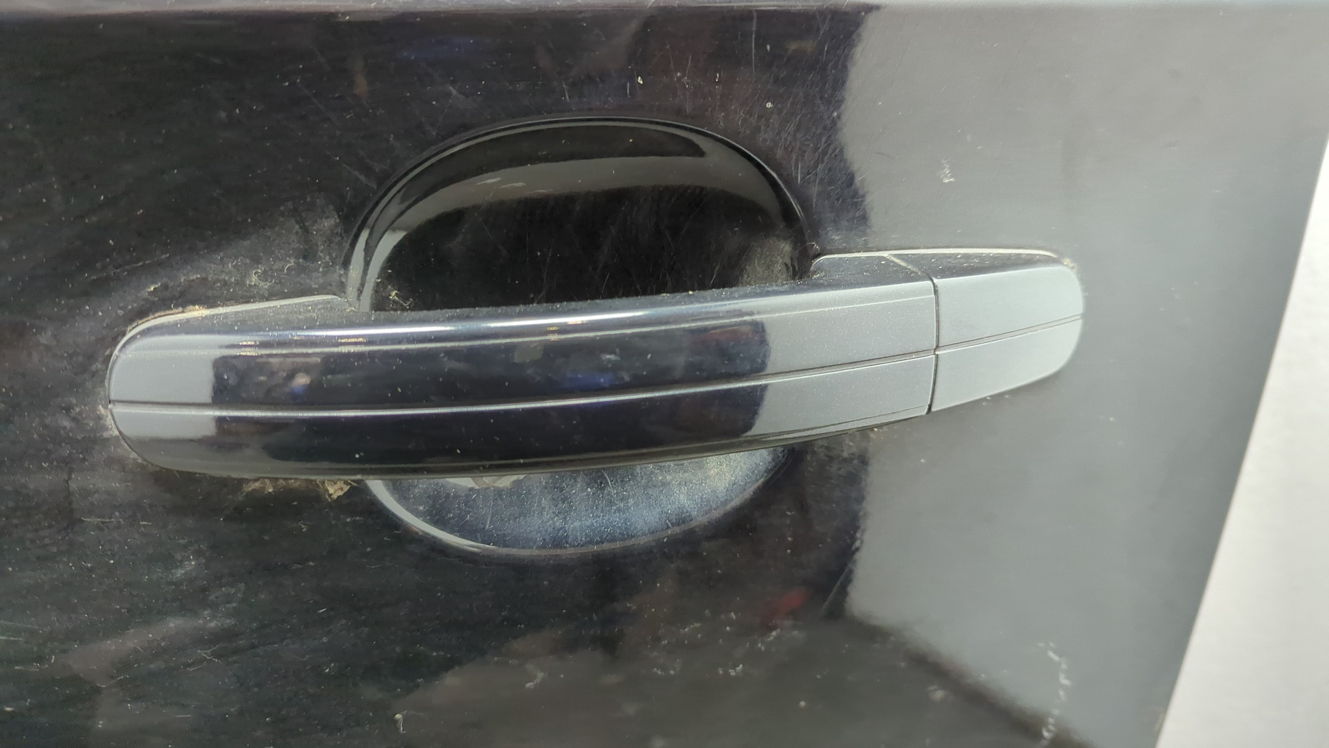 Дверь передняя левая