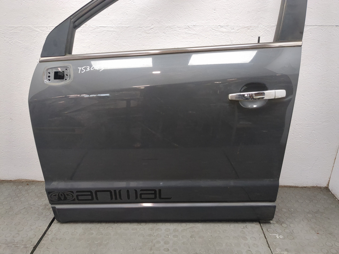 Дверь передняя левая