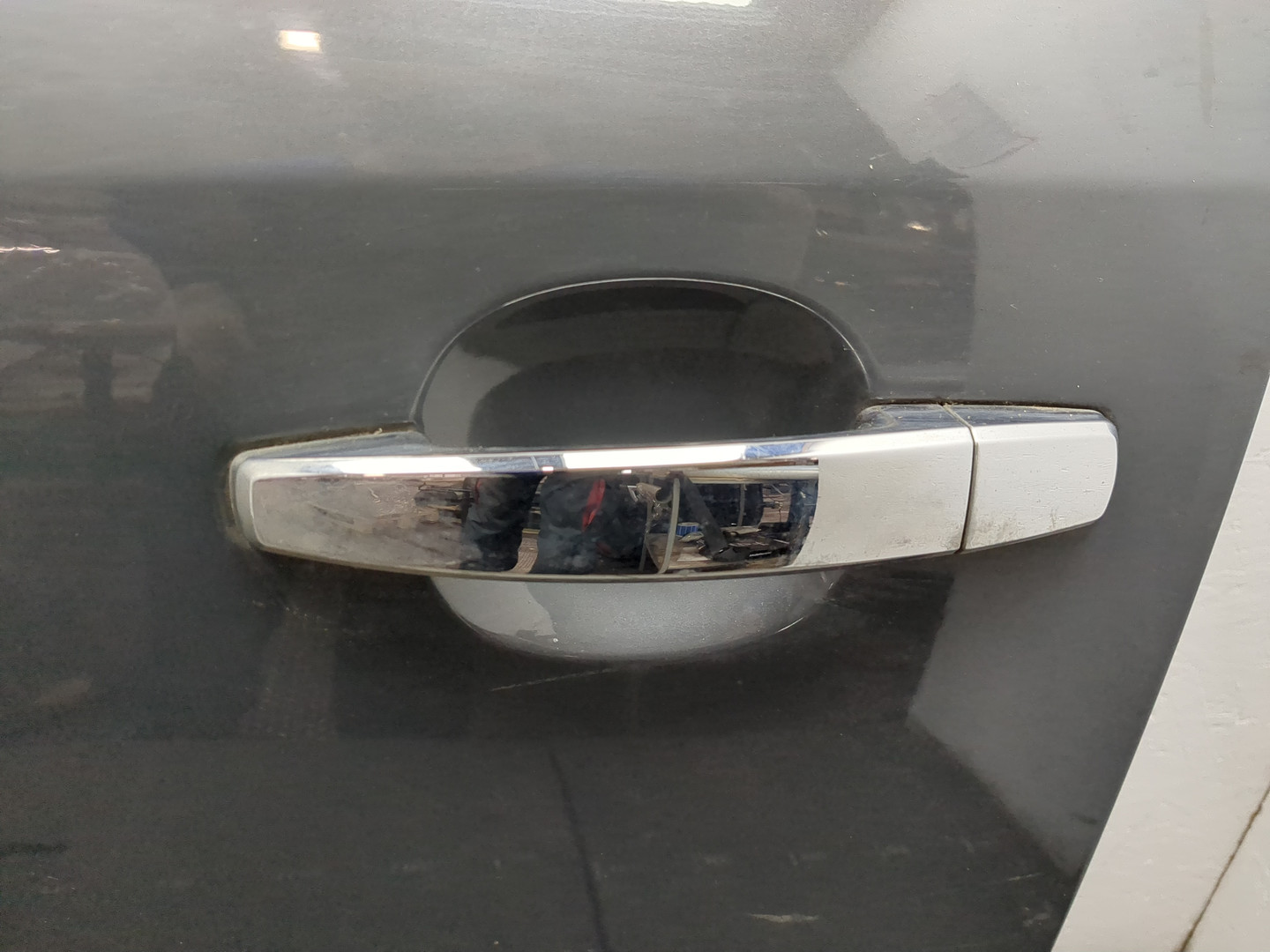 Дверь передняя левая