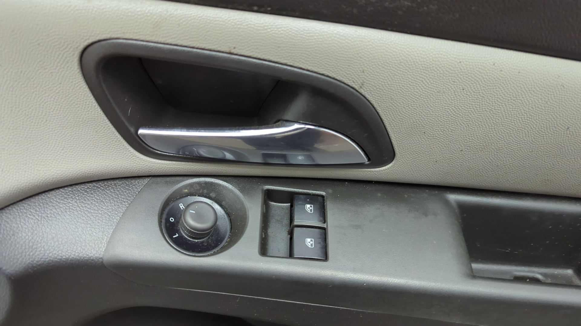 Дверь передняя правая