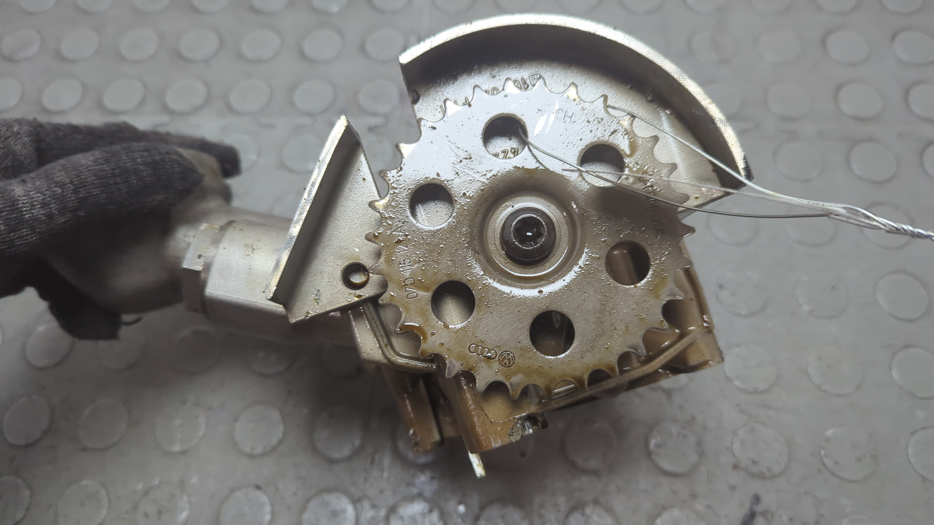 Насос масляный