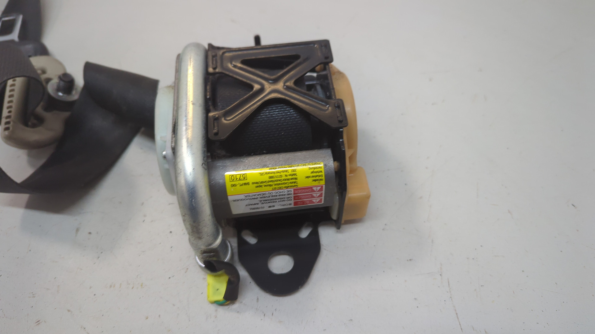 Ремень безопасности