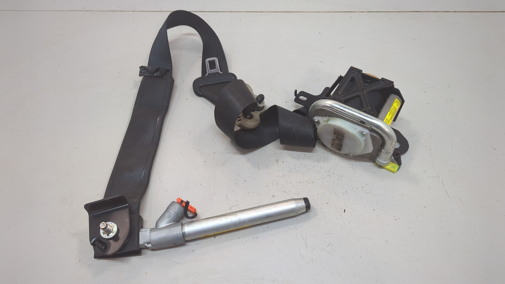 Ремень безопасности