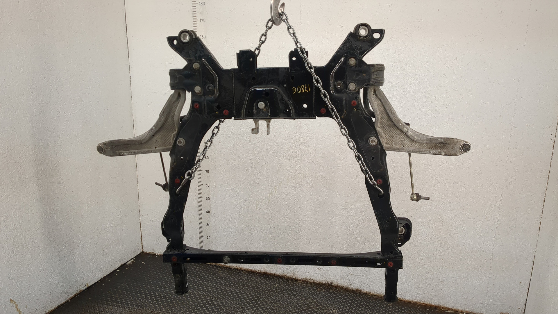 Балка подмоторная