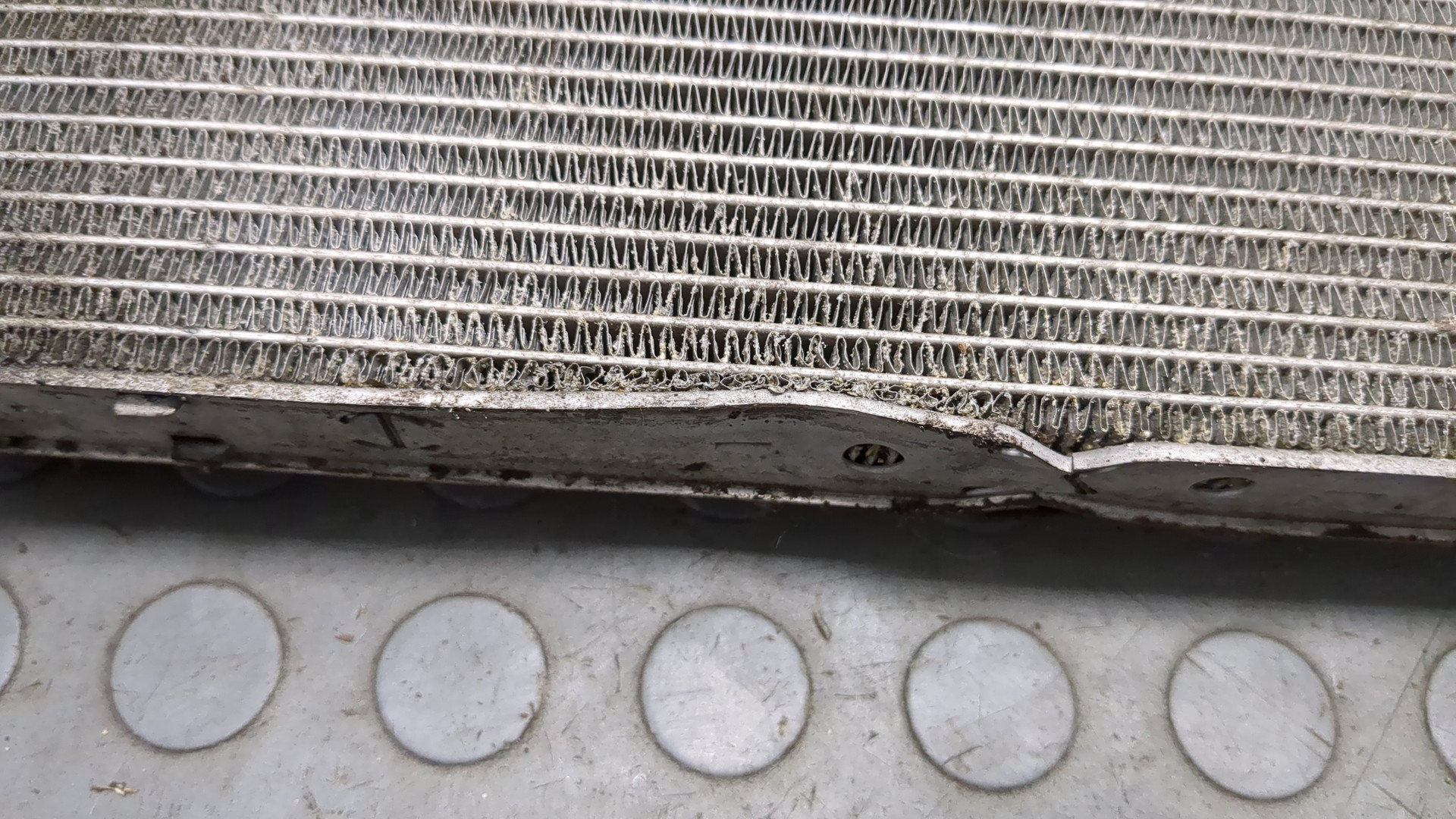 Радиатор охлаждения двигателя основной