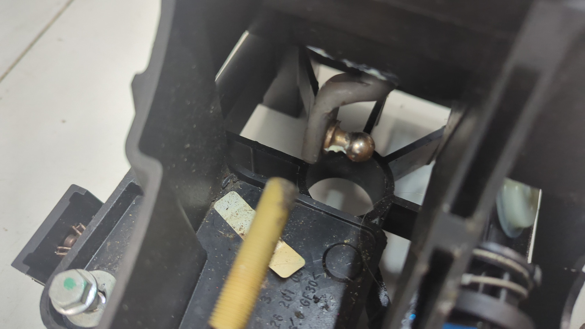 Кулиса МКПП / АКПП