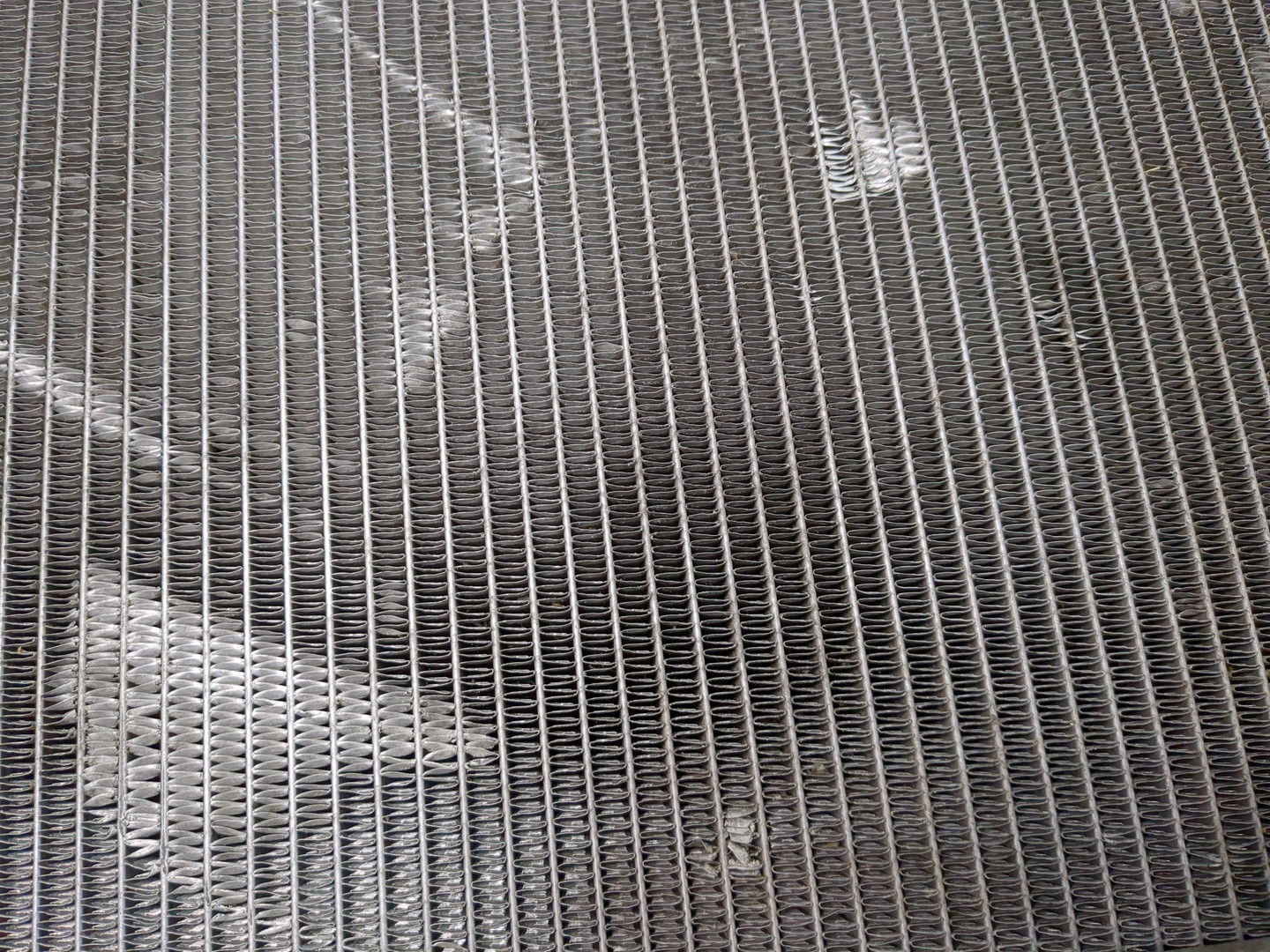 Радиатор охлаждения двигателя основной