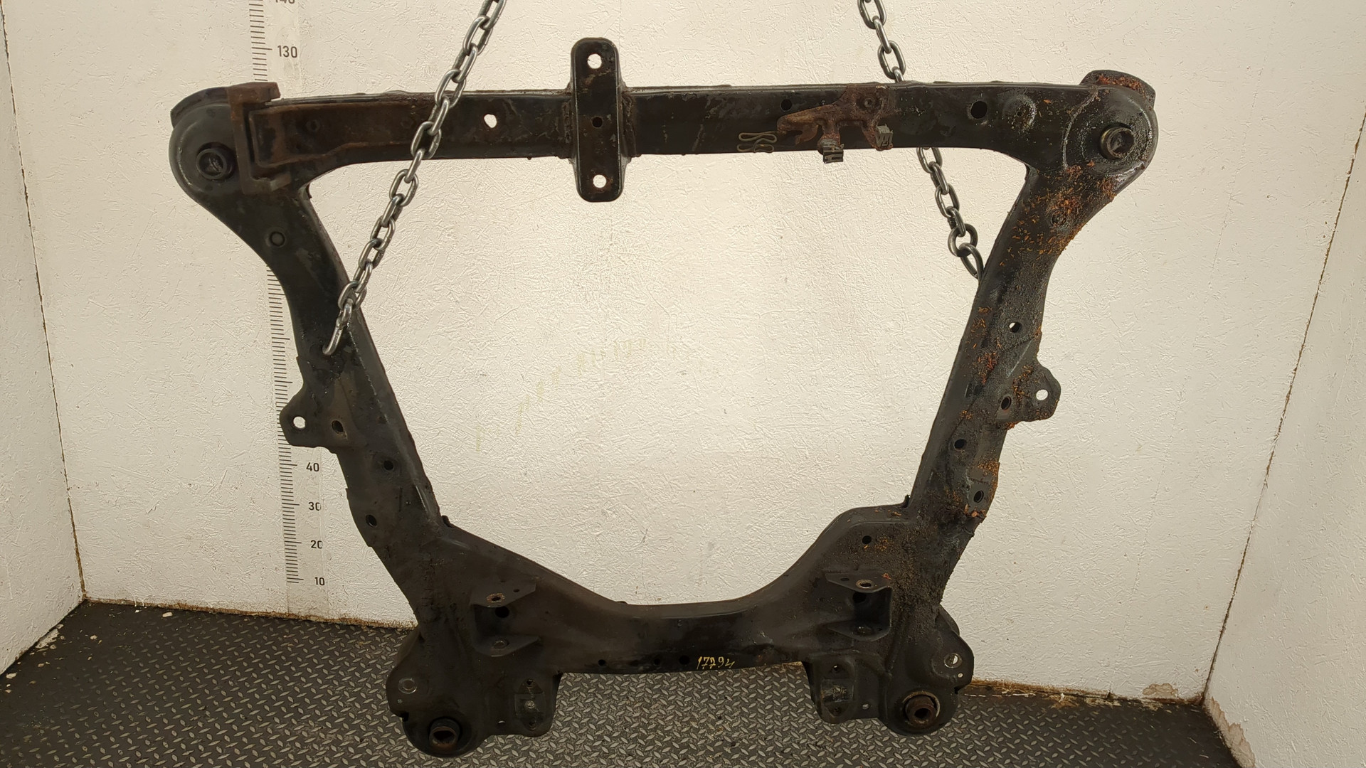 Балка подмоторная