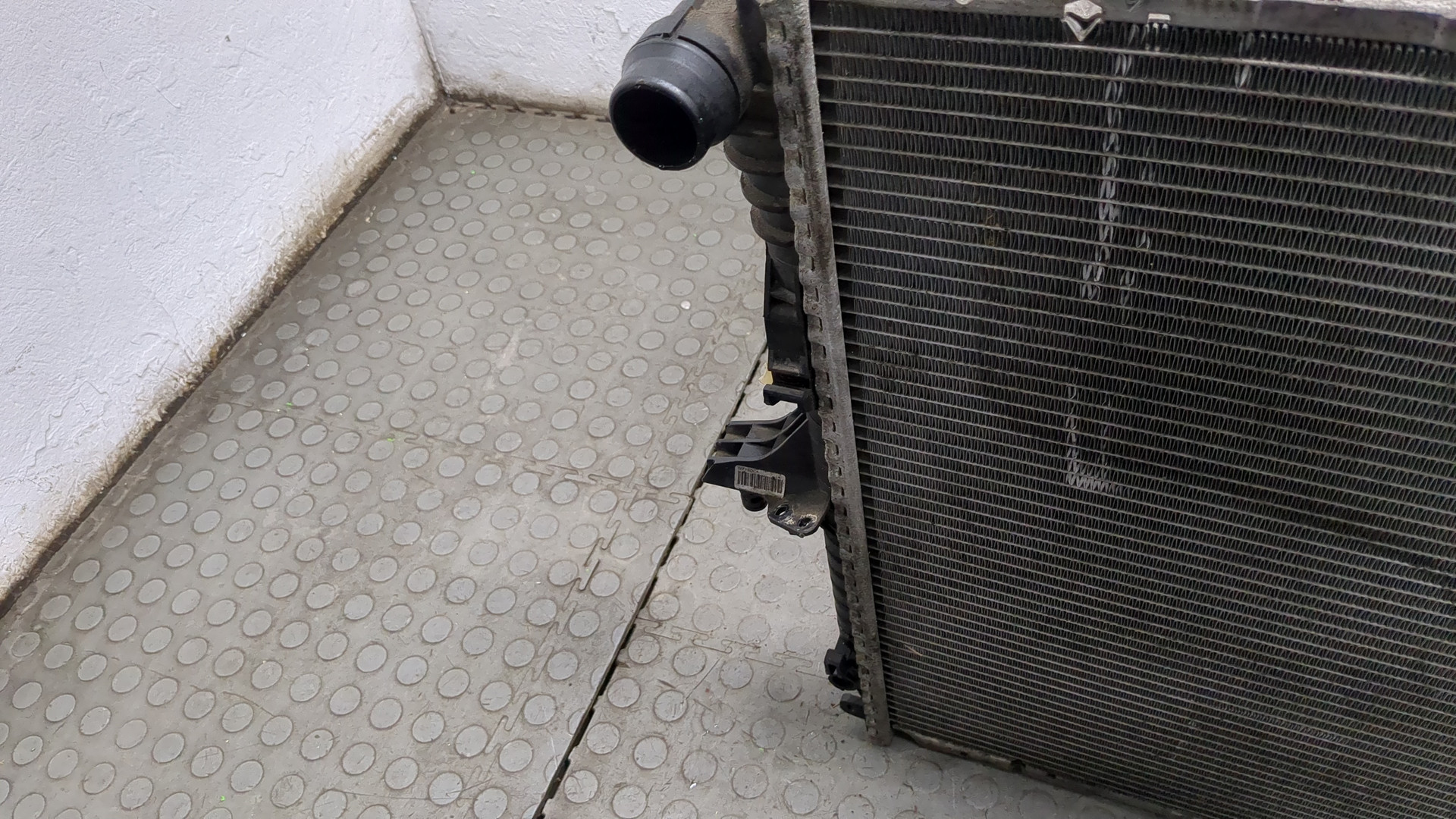 Радиатор охлаждения двигателя основной