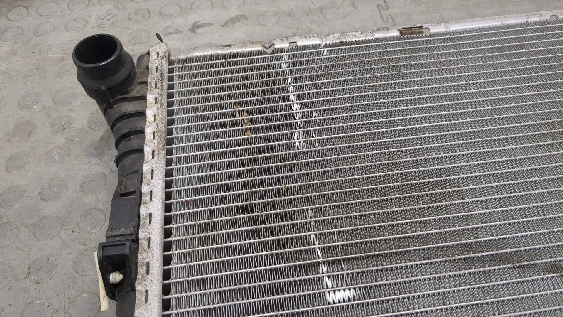 Радиатор охлаждения двигателя основной