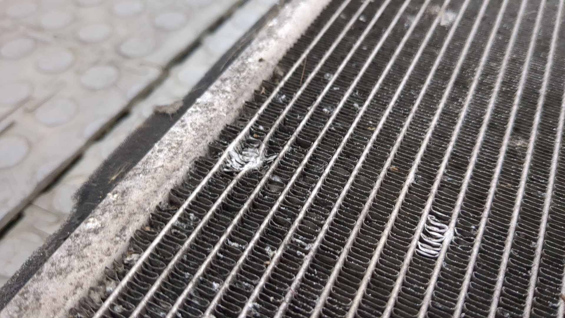 Радиатор охлаждения двигателя основной