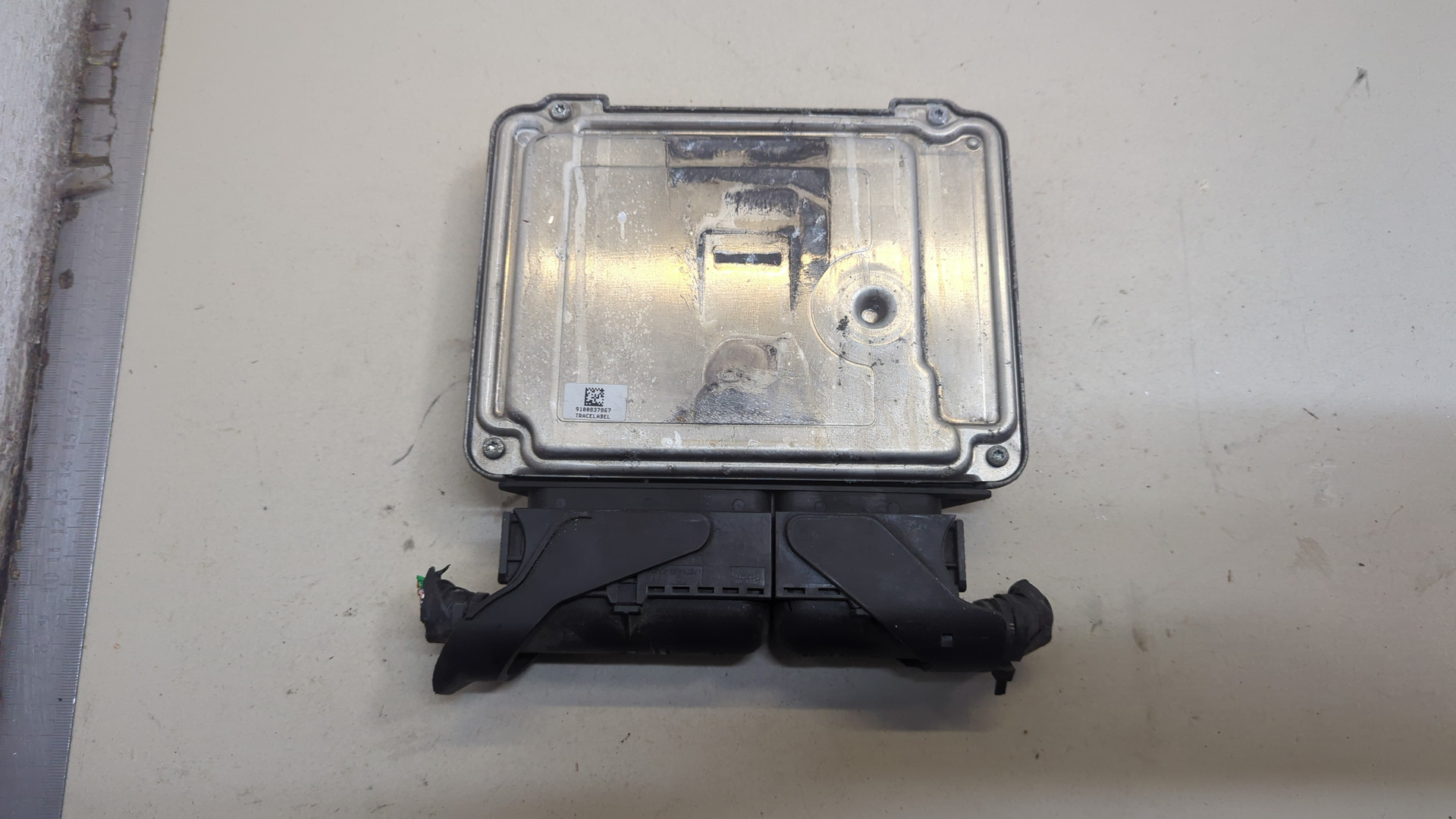 Блок управления двигателем