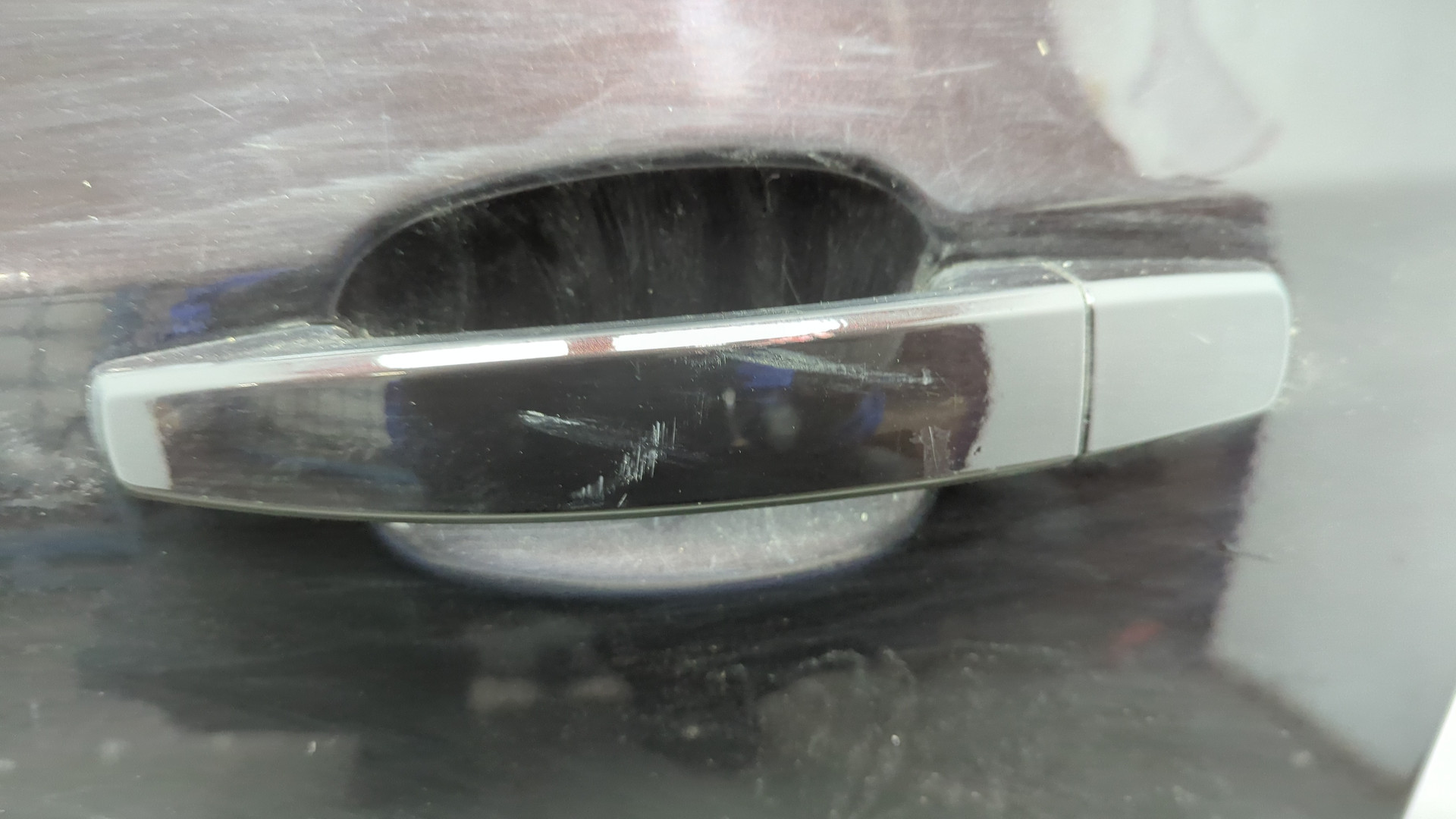 Дверь передняя левая