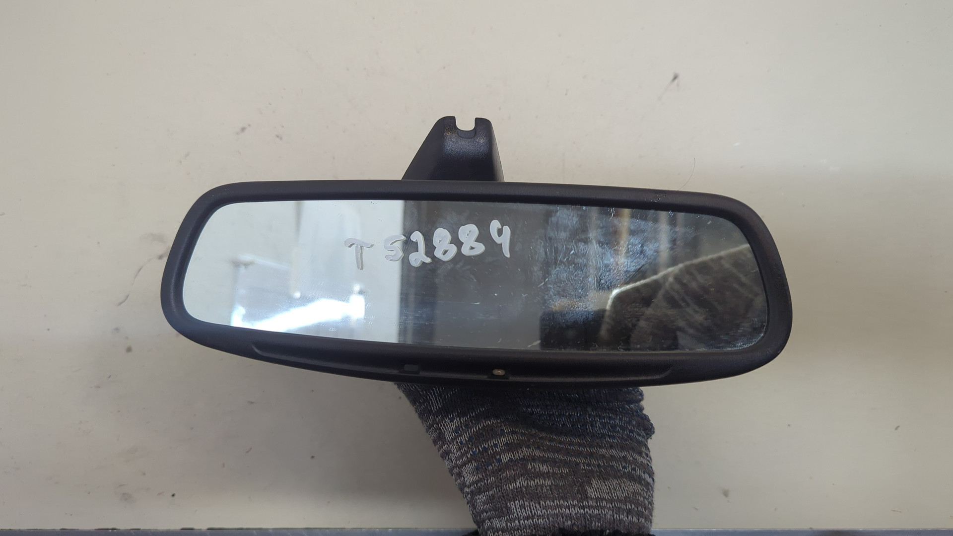 Зеркало заднего вида