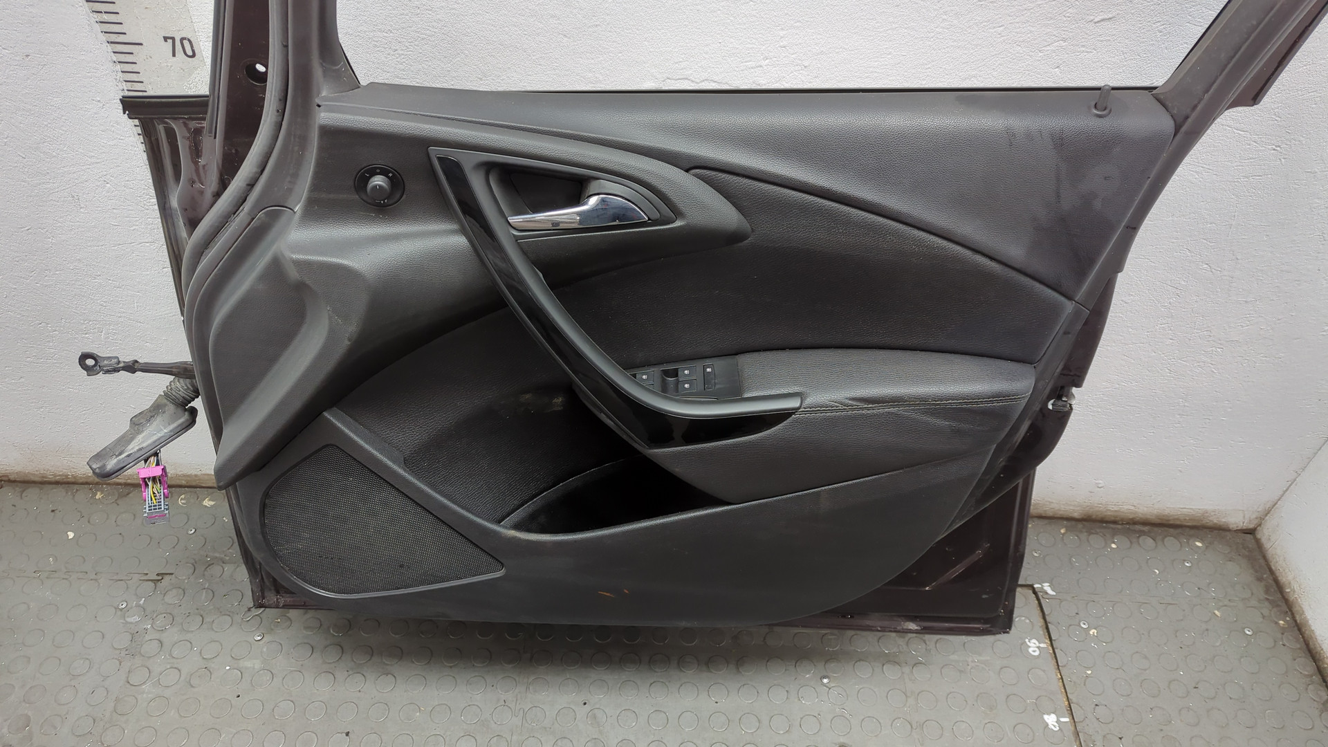 Дверь передняя правая