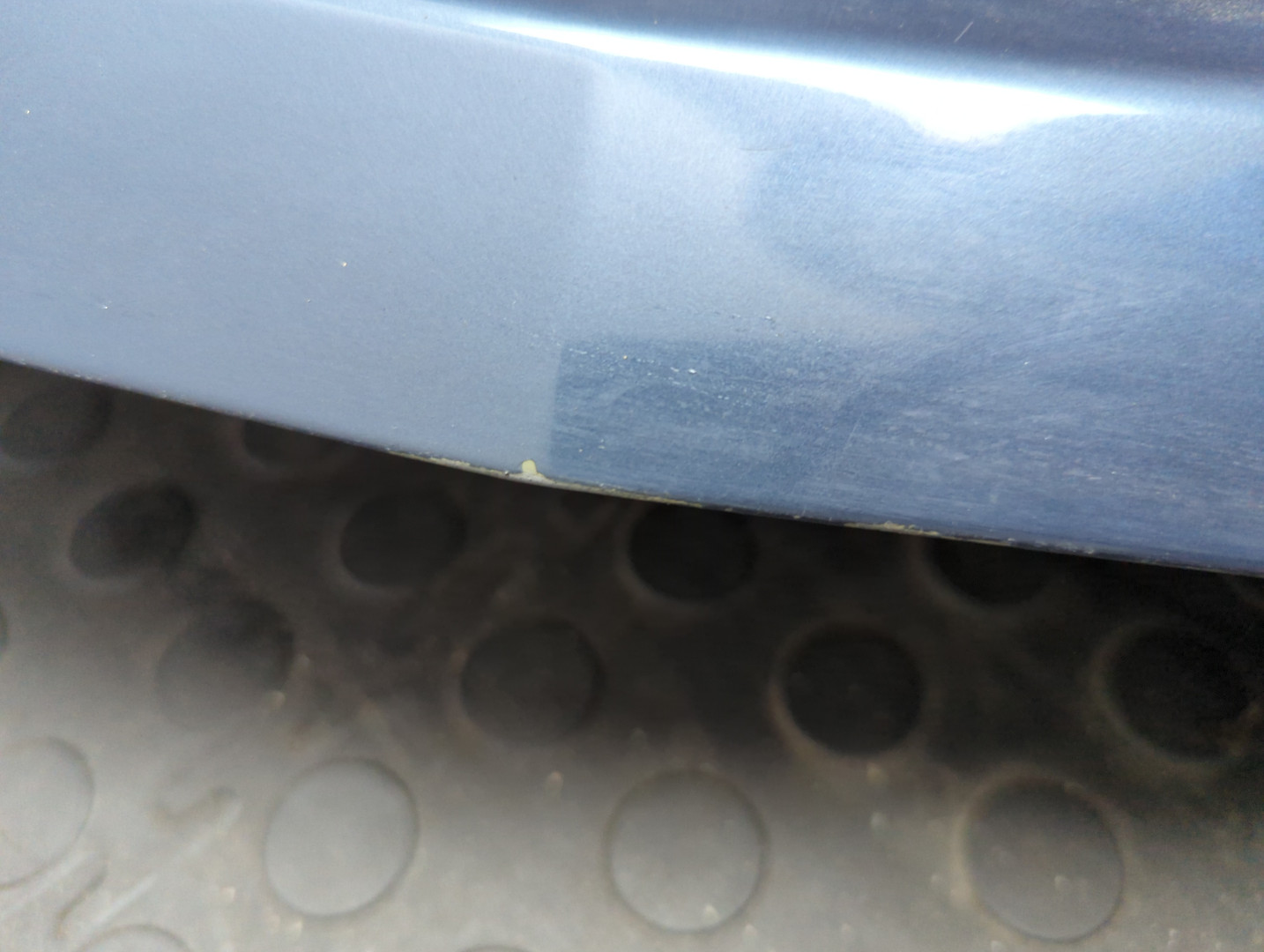 Дверь багажника