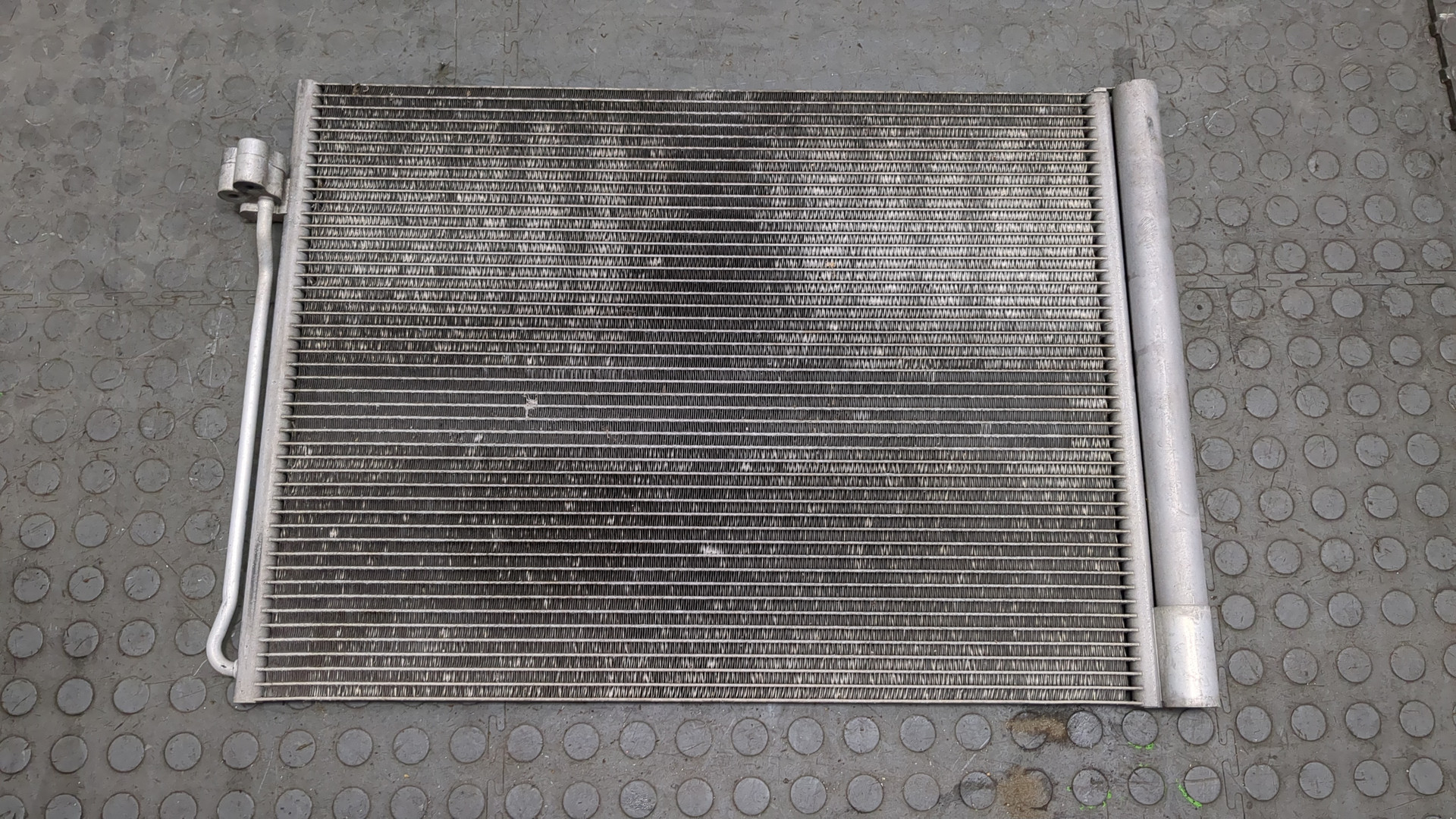 Радиатор кондиционера / конденсер
