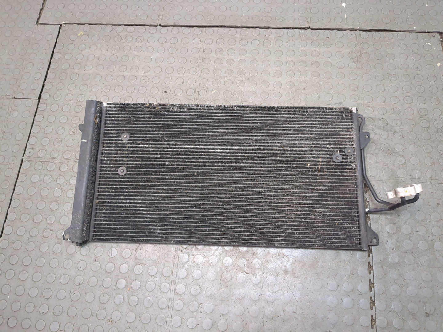 Радиатор кондиционера / конденсер