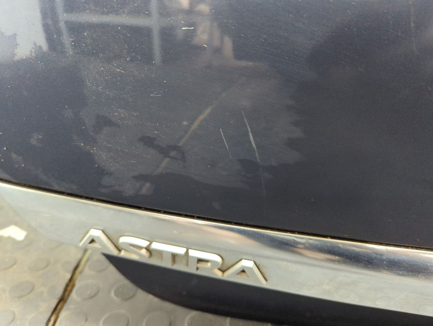 Дверь багажника