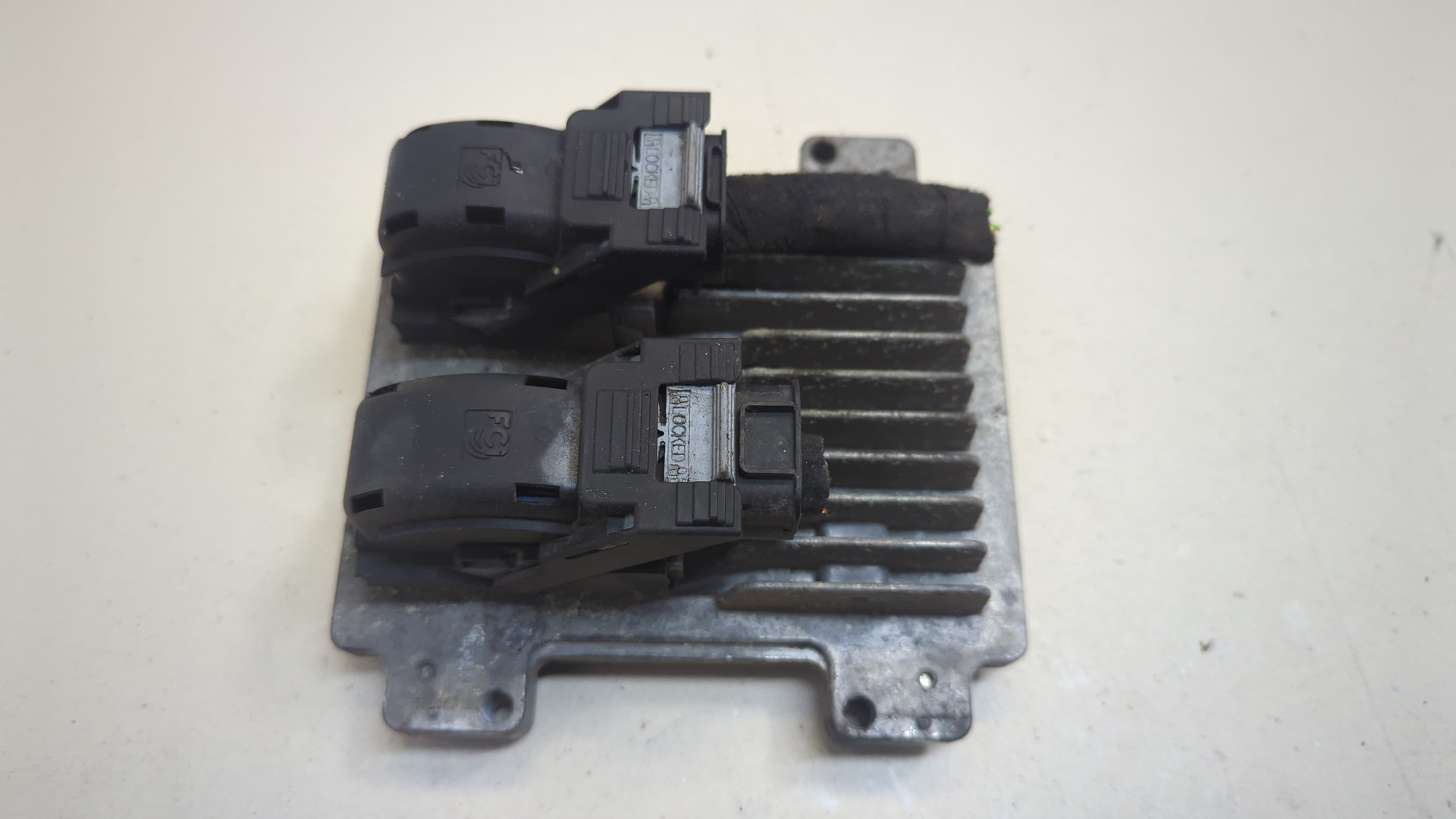 Блок управления двигателем