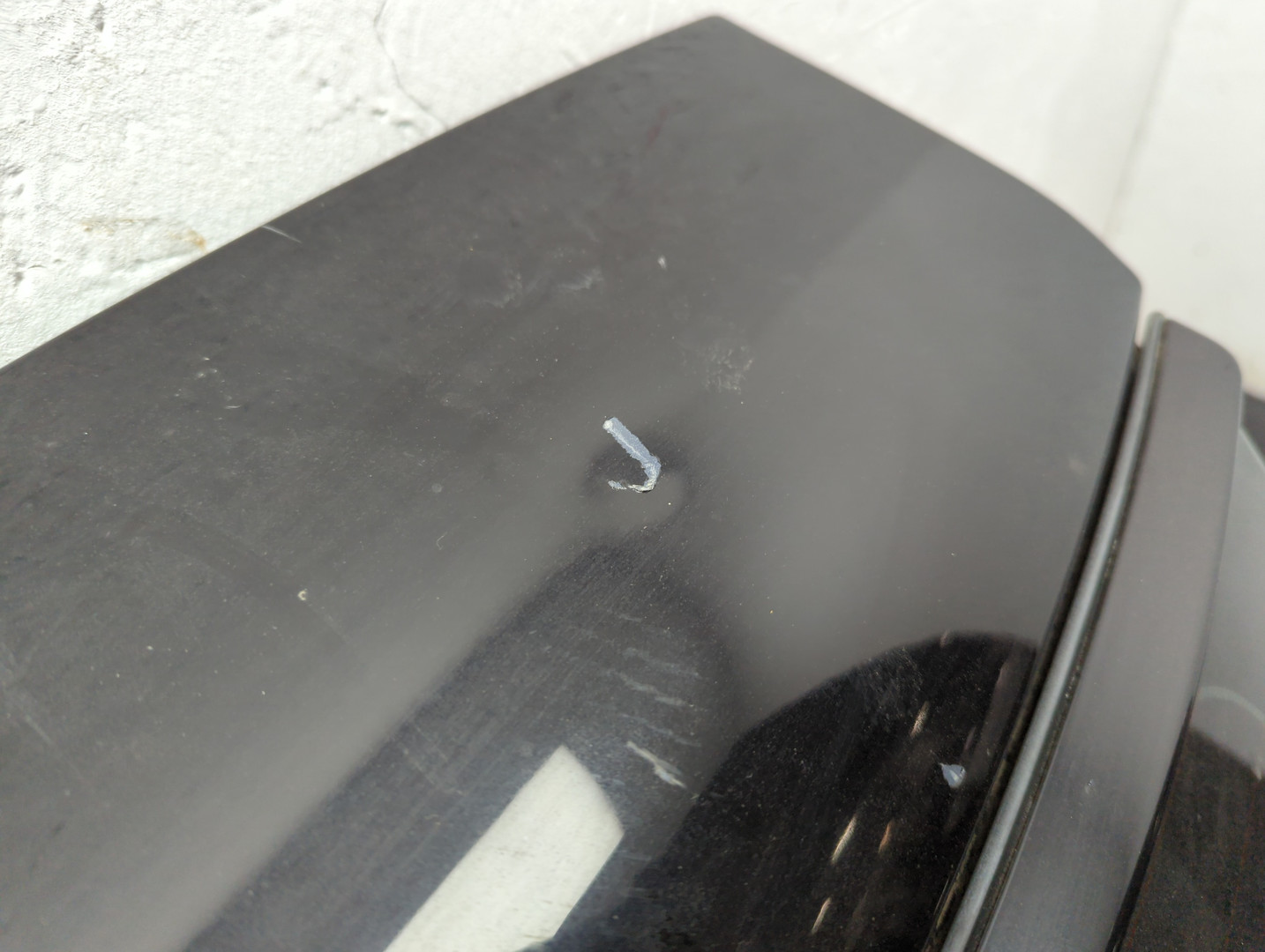 Дверь багажника