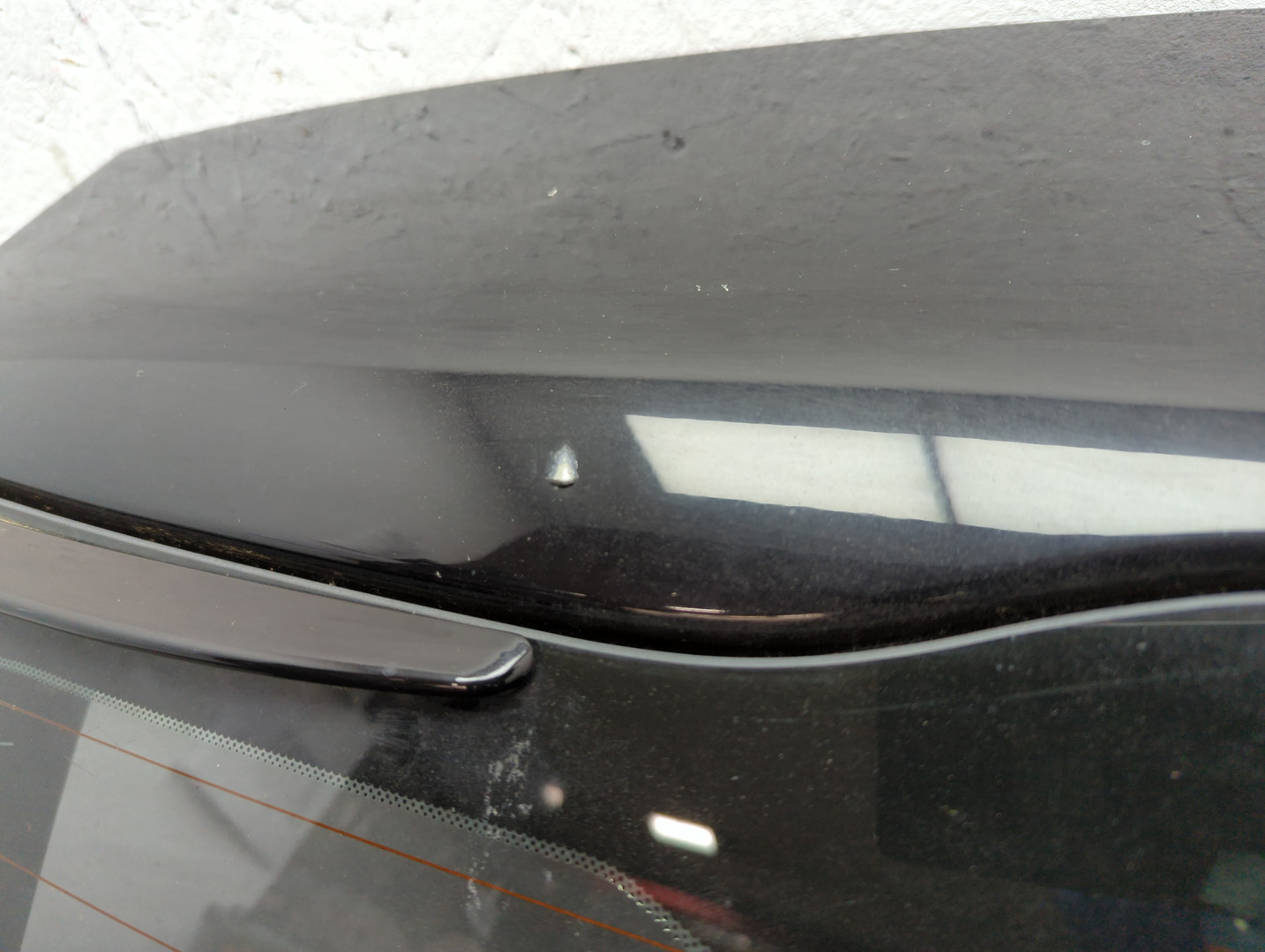 Дверь багажника