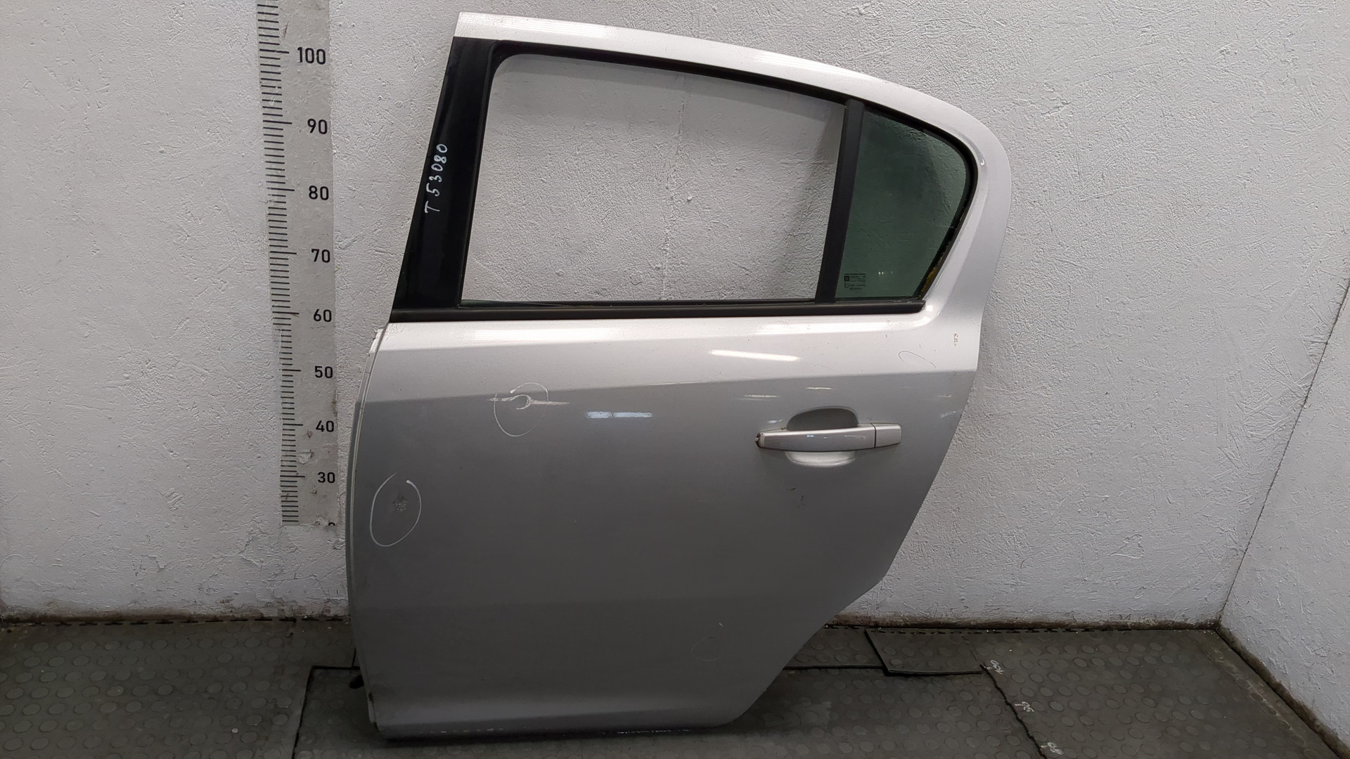 Дверь задняя левая