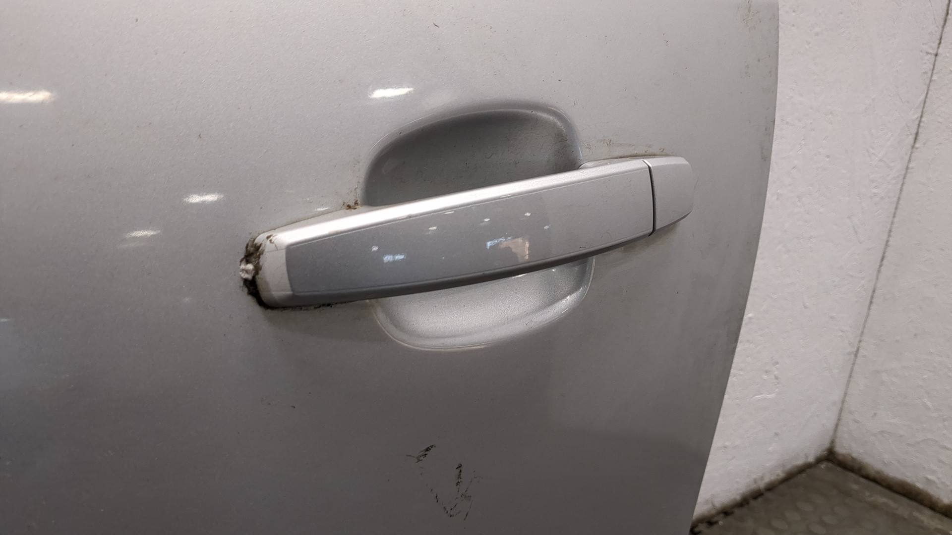 Дверь задняя левая