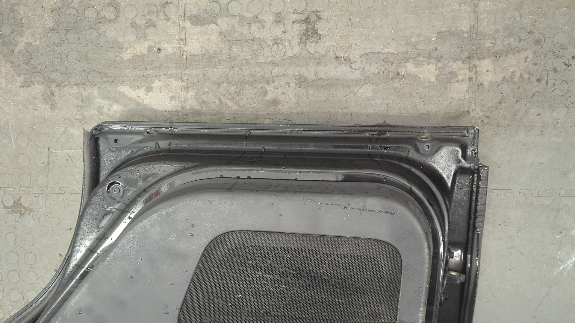 Дверь задняя правая