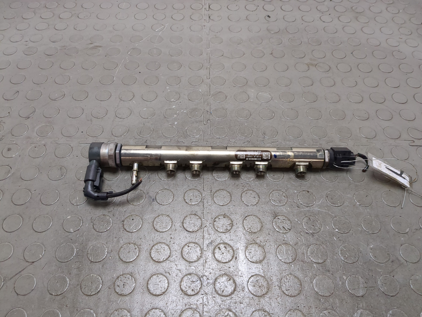 Рейка топливная (рампа)